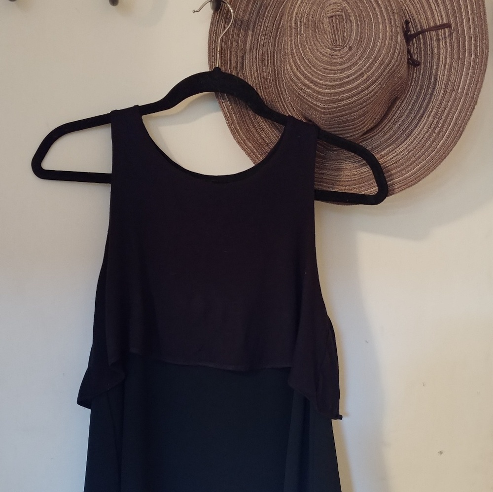 [Banana Republic] Black layered sleeveless Blouse
